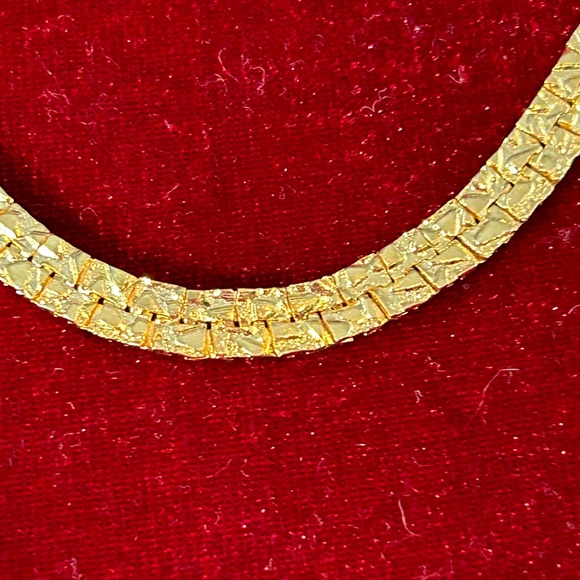 Thalia Sodi beautiful 14kt GE textured chain 20 in matinee length - Picture 2 of 6